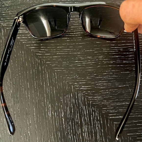 Kreedom District “Be Strong and Courageous” brown & Black combo sunglasses UV400 - Picture 2 of 8